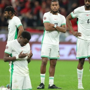 巴黎人报：为表彰球队拼搏精神，亿万富豪奖励尼日利亚队50万美元